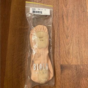 Bloch Zenith Canvas Flat Shoes